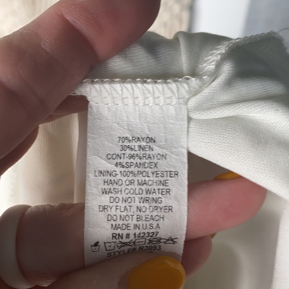 Altar’d State shorts Jumper - Picture 5 of 5